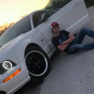 Meet your Posher, Isaac